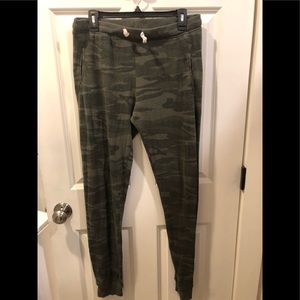 Gently Used Camo Joggers!